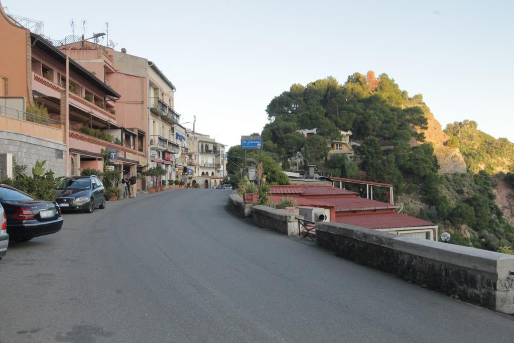 Taormina Isola Bella Apartment - Taormina Holidays Екстериор снимка