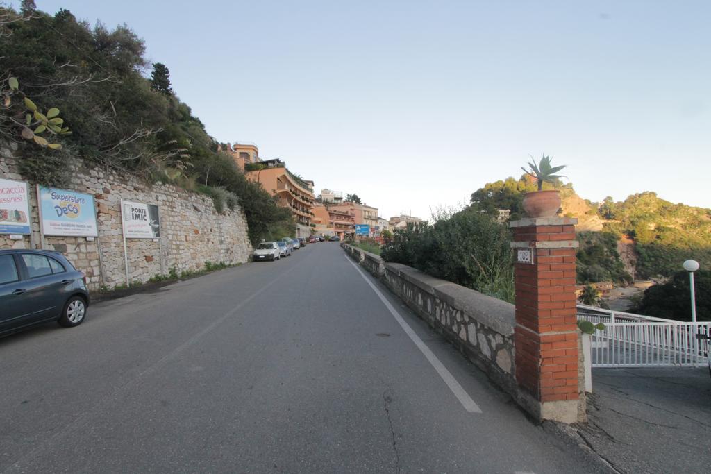 Taormina Isola Bella Apartment - Taormina Holidays Екстериор снимка